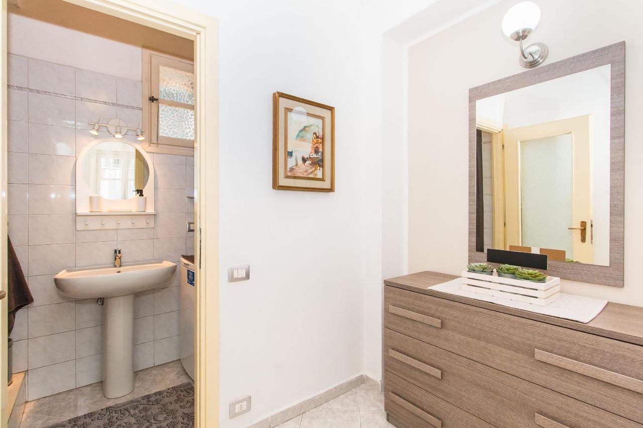 Corso Vittorio & Parco Del Valentino Bright Flat Lägenhet Turin Exteriör bild